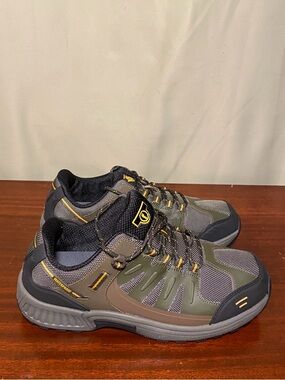 Orthofeet Avaion Waterproof Hiking Sneakers Olive size 2E-X-Wide size W9